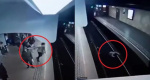 आती ट्रेन के सामने महिला को दिया धक्का, बोला- मैं भगवान हूं, देखिए वीडियो…