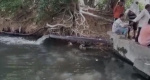 तालाब में नर्समुदा कोलियरी का प्रदूषित पानीडाले जाने को लेकर लोग परेशान
