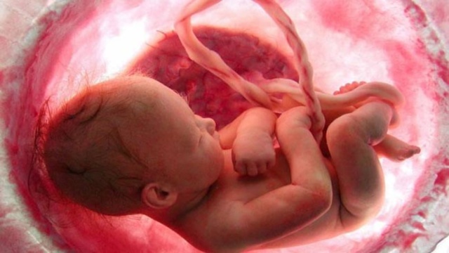 नेग के लिए गर्भवती का प्रसव रोका, गर्भ में बच्चे की मौत