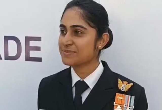 अपराजिताः  गणतंत्र दिवस परेड में नौसेना दल का नेतृत्व करेंगी लेफ्टिनेंट कमांडर दिशा
