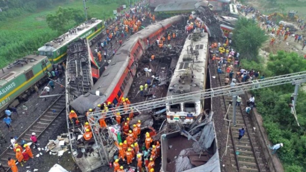 Odisha Train Accident: : इस हादसे ने खोली रेलवे की सुरक्षा व्यवस्था की पोल