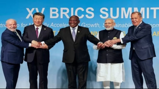 BRICS will include 6 new countries including Saudi Arabia, Iran.